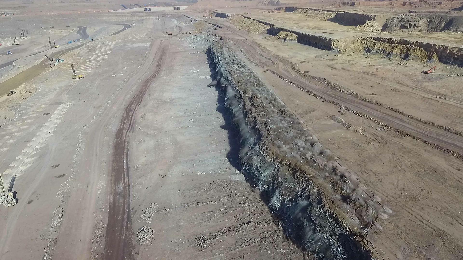 爆破.jpg 爆破.jpg