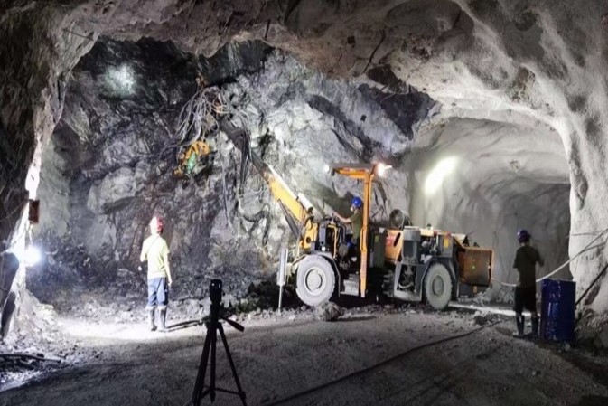 中国有色行业最大的井采矿山之一